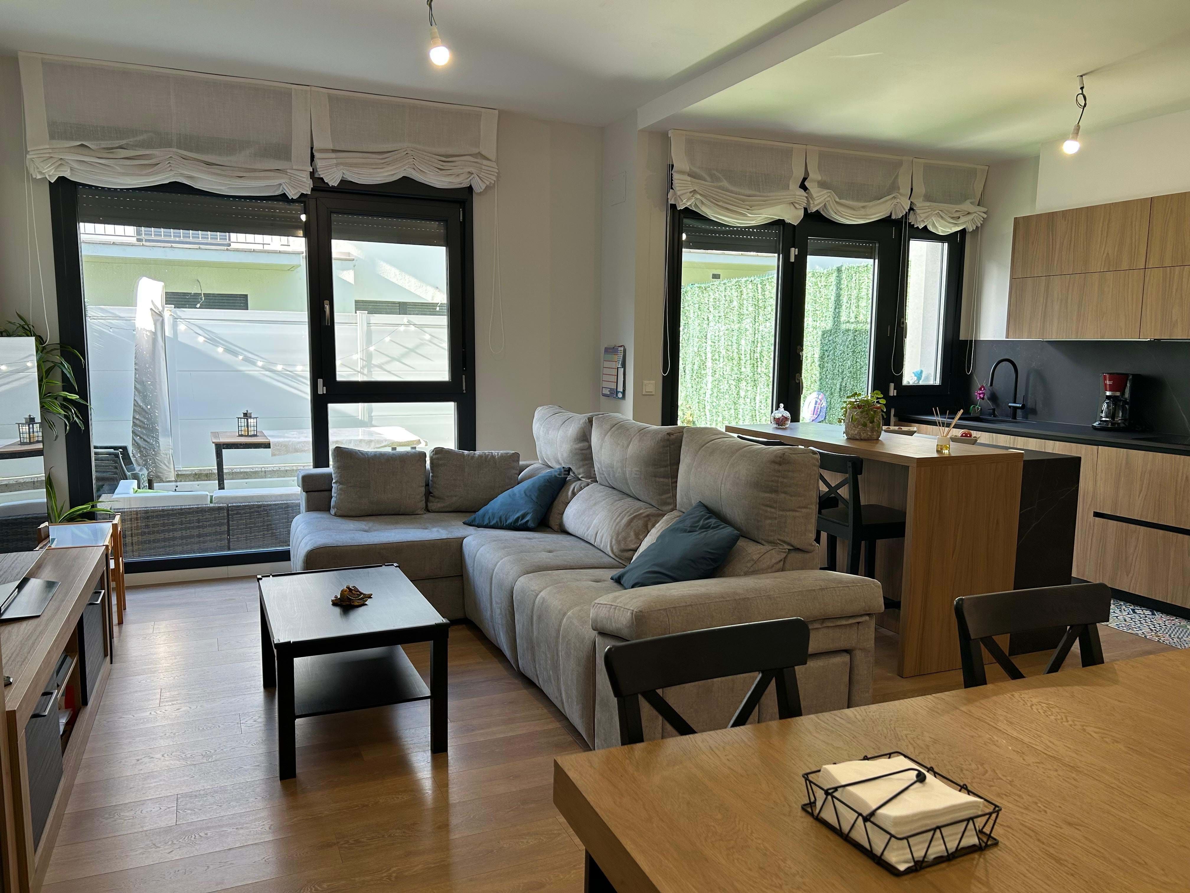 Living room of Single-family semi-detached for sale in León Capital   with Terrace and Swimming Pool