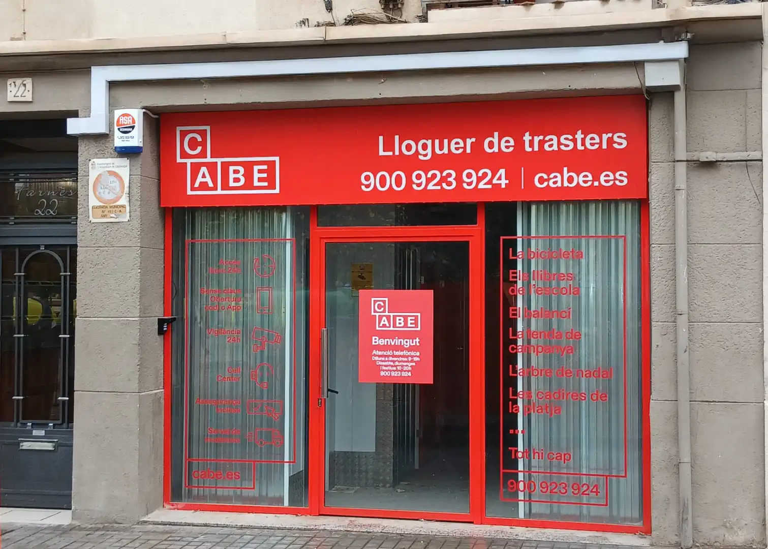 Traster de lloguer en L'Hospitalet de Llobregat amb Alarma