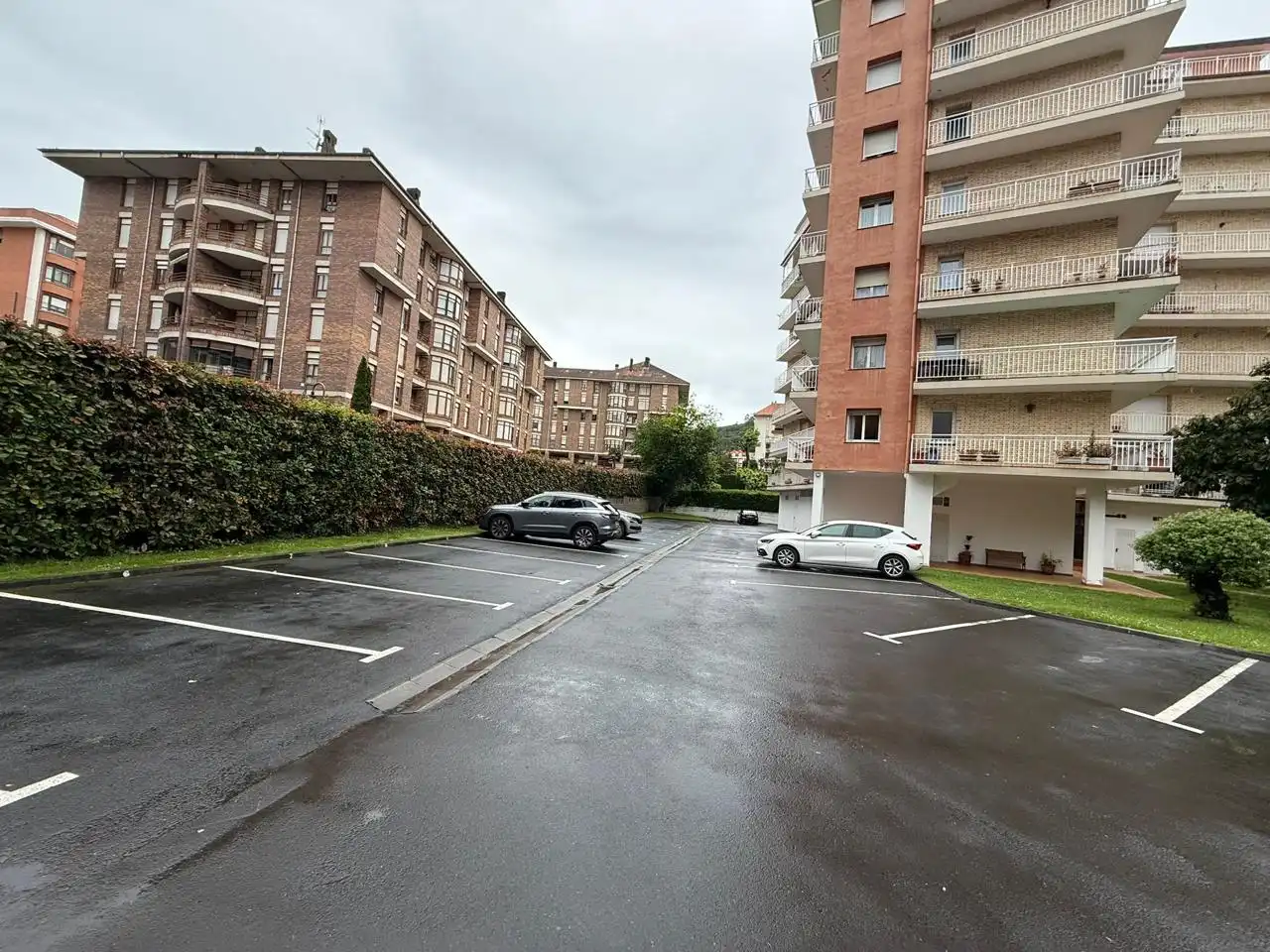 Aparcament de Pis en venda en Castro-Urdiales amb Calefacció, Terrassa i Traster