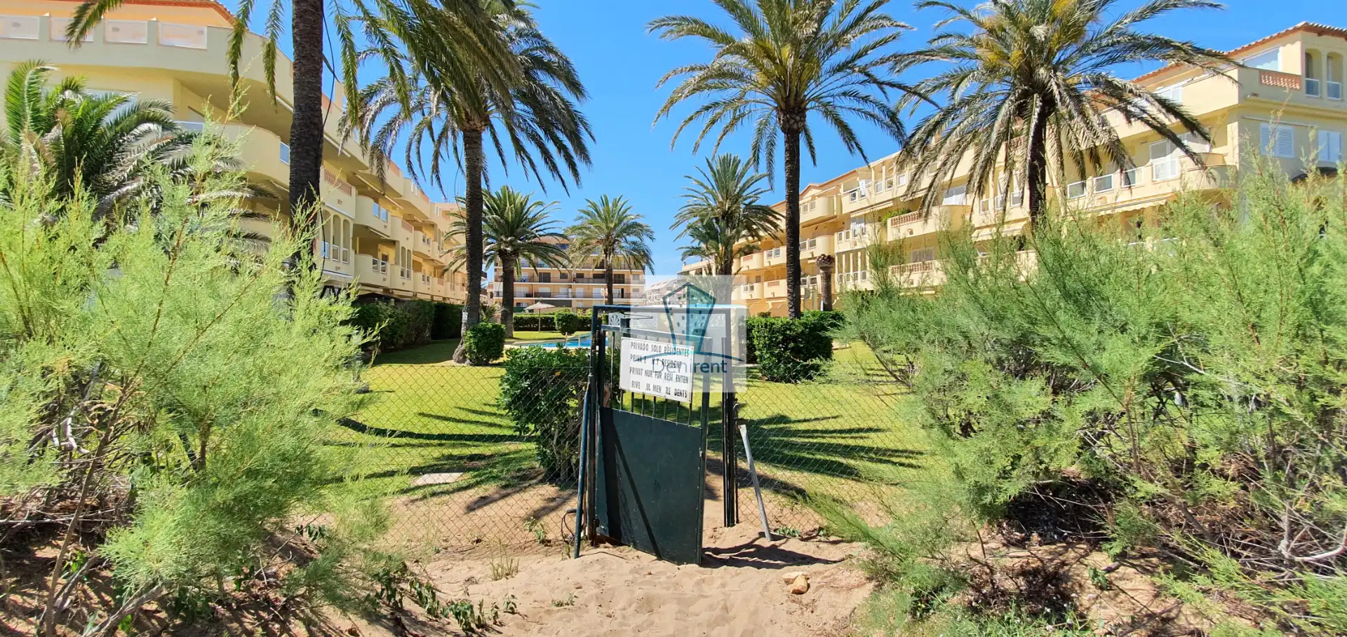 Vista exterior de Apartamento de alquiler en Dénia con Aire acondicionado, Calefacción y Terraza