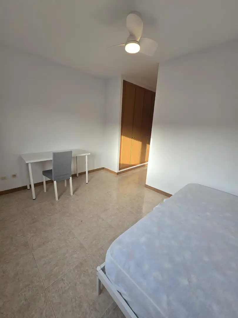 Flat with lift to rent in Oeste, imagen 8