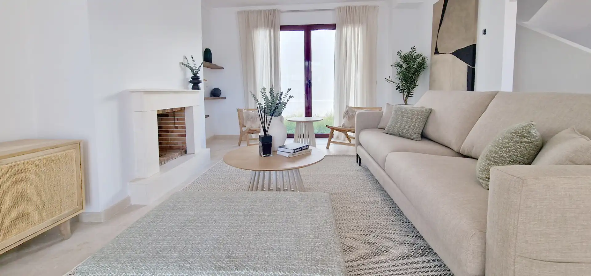 Sala de estar de Casa adosada en venta en Casares con Jardín privado, Terraza y Trastero