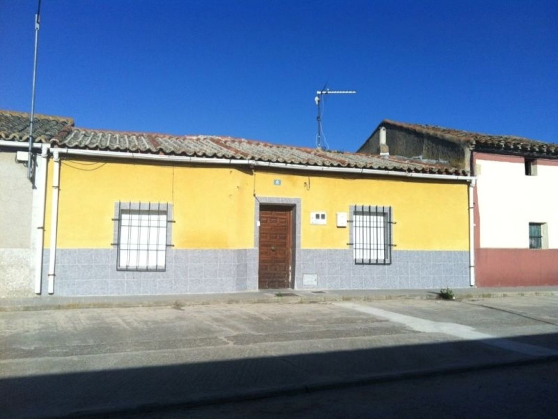 Exterior view of House or chalet for sale in Fuente el Sol
