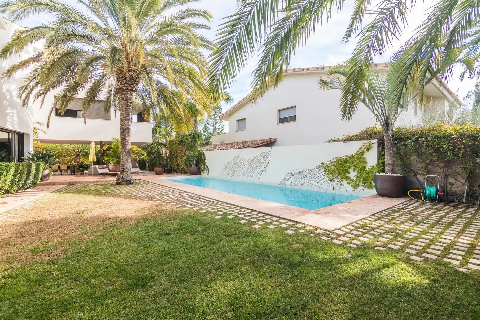 Schwimmbecken von Haus oder Chalet zum Verkauf in Elche / Elx mit Klimaanlage, Heizung und Privatgarten