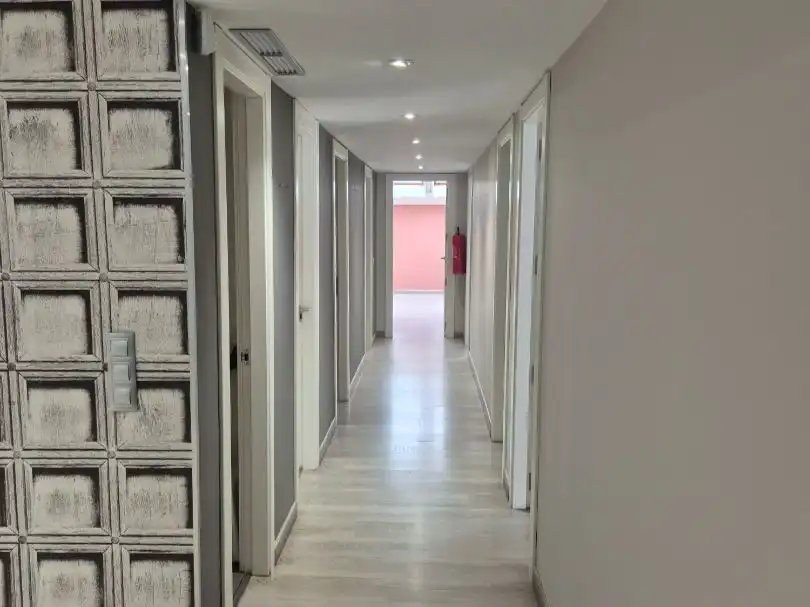 Oficina de lloguer en Zaragoza amb Aire condicionat, Calefacció i Internet