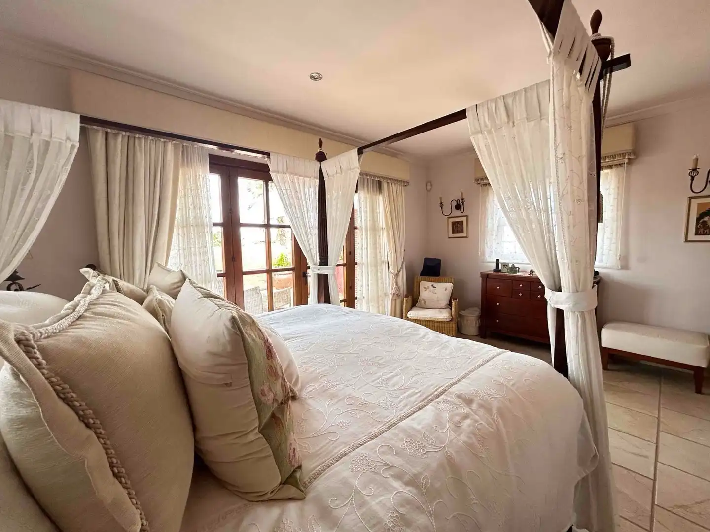 Habitación de Casa o chalet en venta en Cuevas del Almanzora con Aire acondicionado, Calefacción y Jardín privado