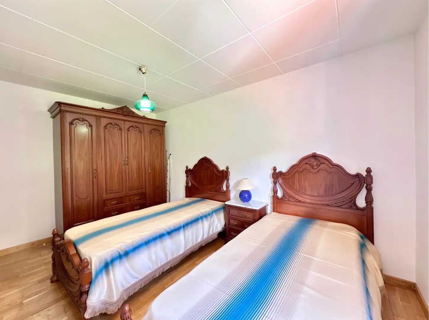 Dormitori de Casa o xalet en venda en Ripoll amb Jardí privat i Forn