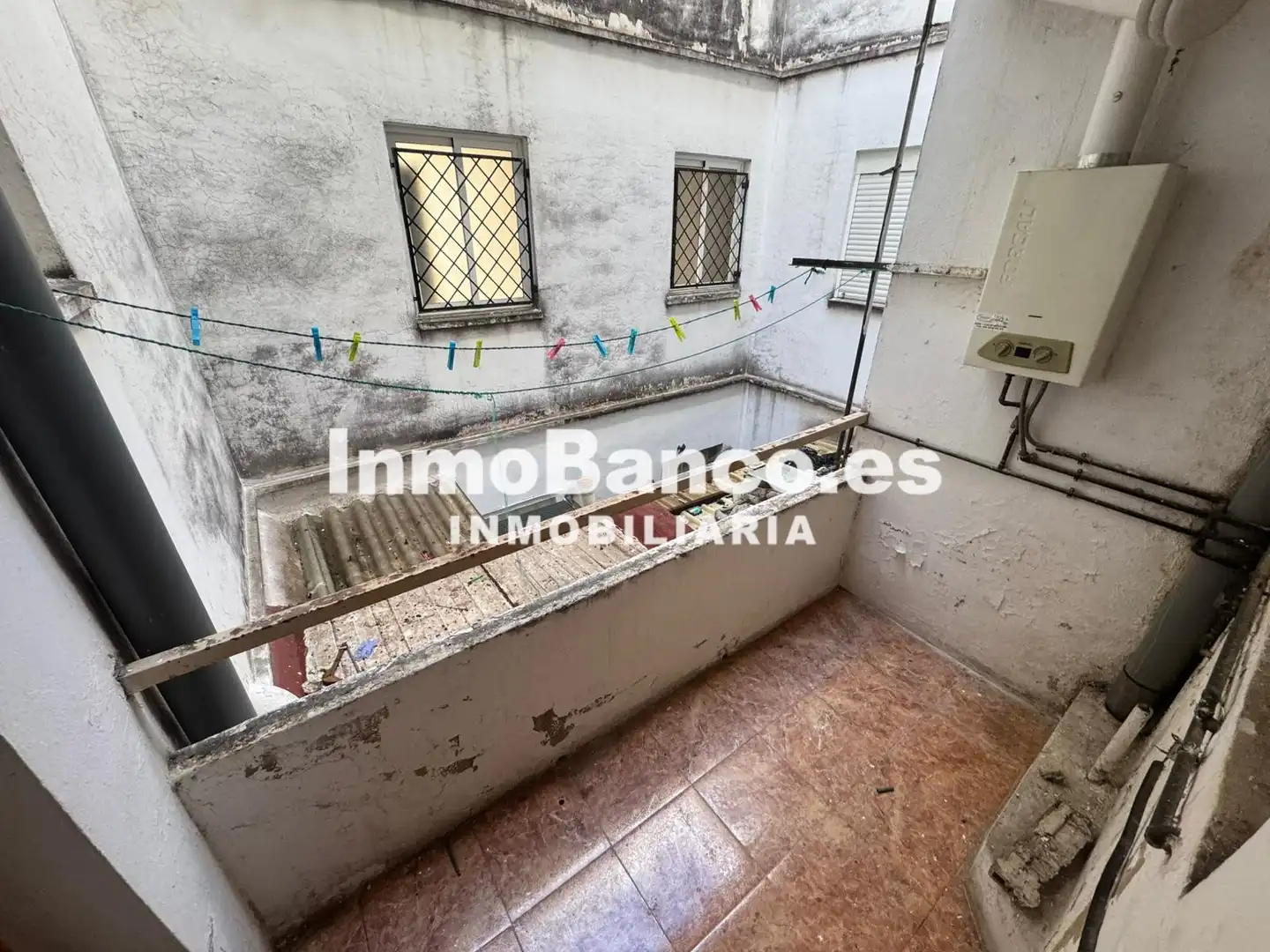 Piso en venta en Chiva con Balcón