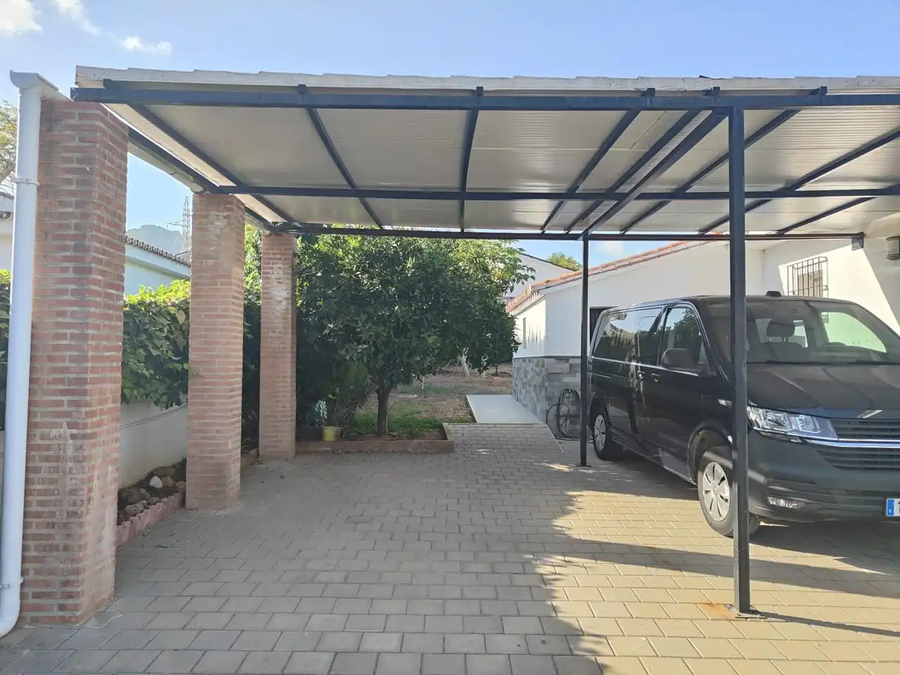 Aparcament de Casa o xalet de lloguer en Alhaurín de la Torre amb Aire condicionat, Jardí privat i Piscina