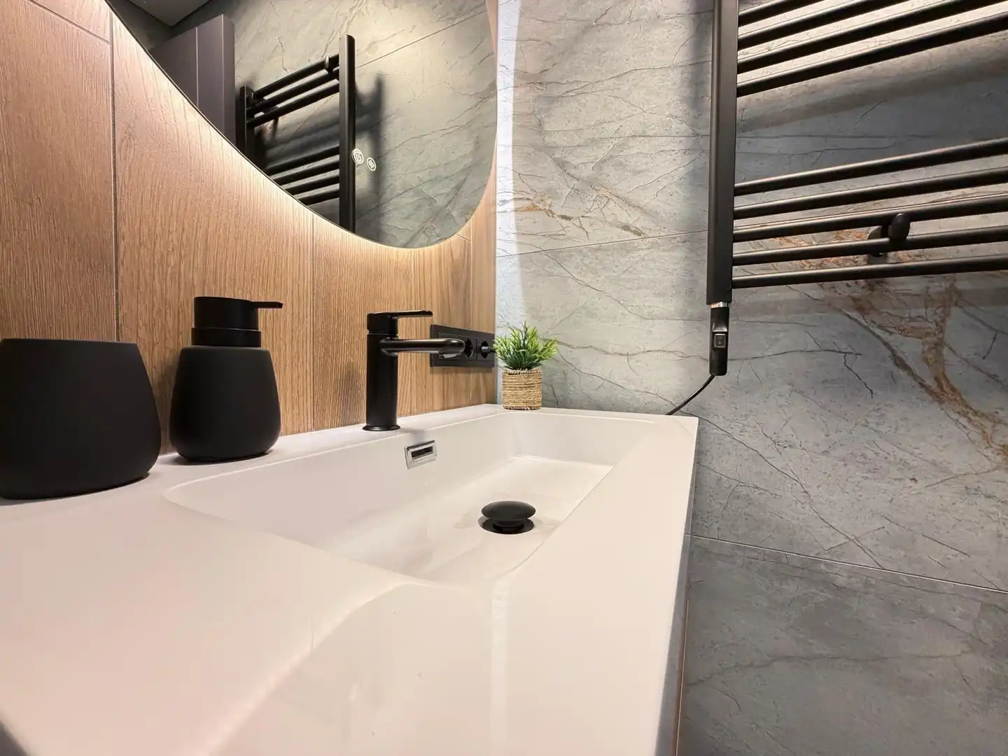 Bathroom of Houses for sale in Torrevieja  with Air Conditioner, Heating and Private garden