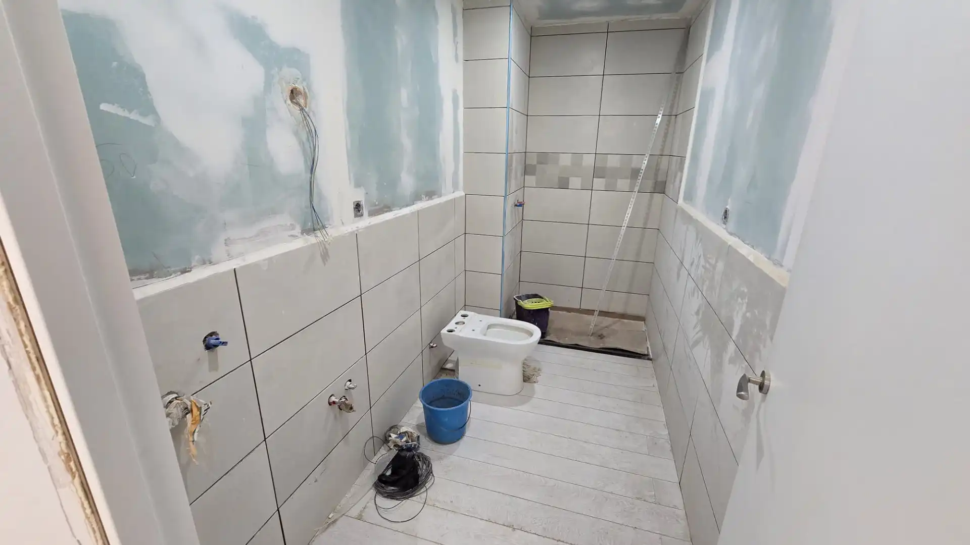 Bathroom of Buildings for sale in Mollet del Vallès