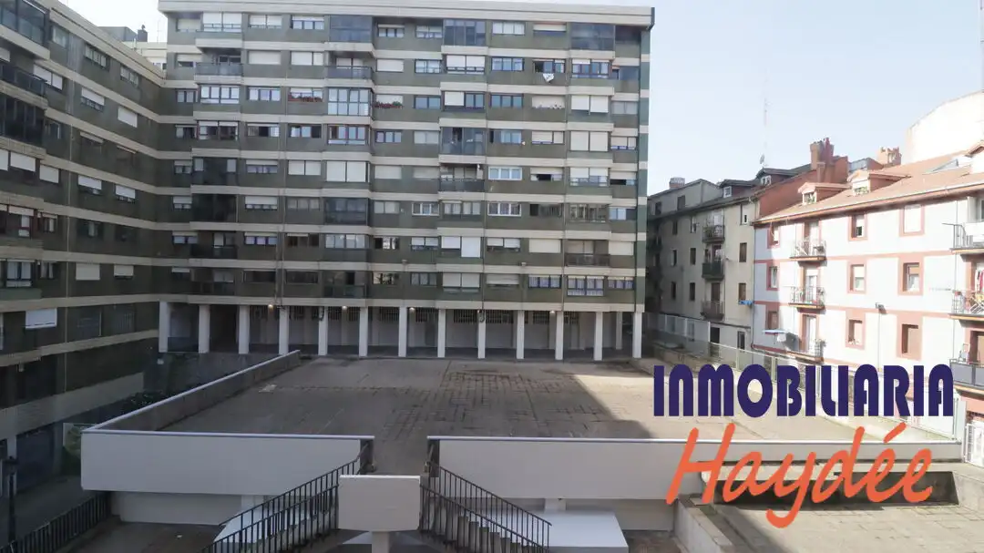 Appartamento con ascensore in vendita a Murrieta Kalea, imagen 2