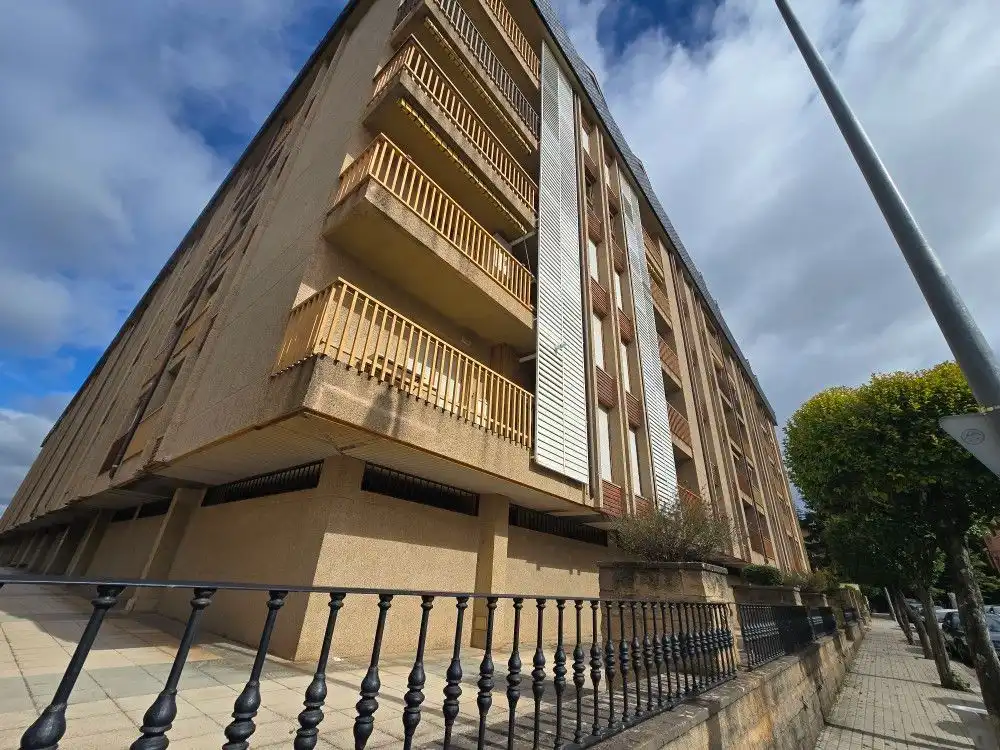 Exterior view of Commercial properties for rent in Jaca