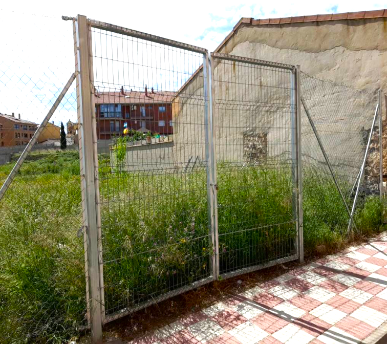 Casa adosada en venda a GIL TARÍN, La Muela