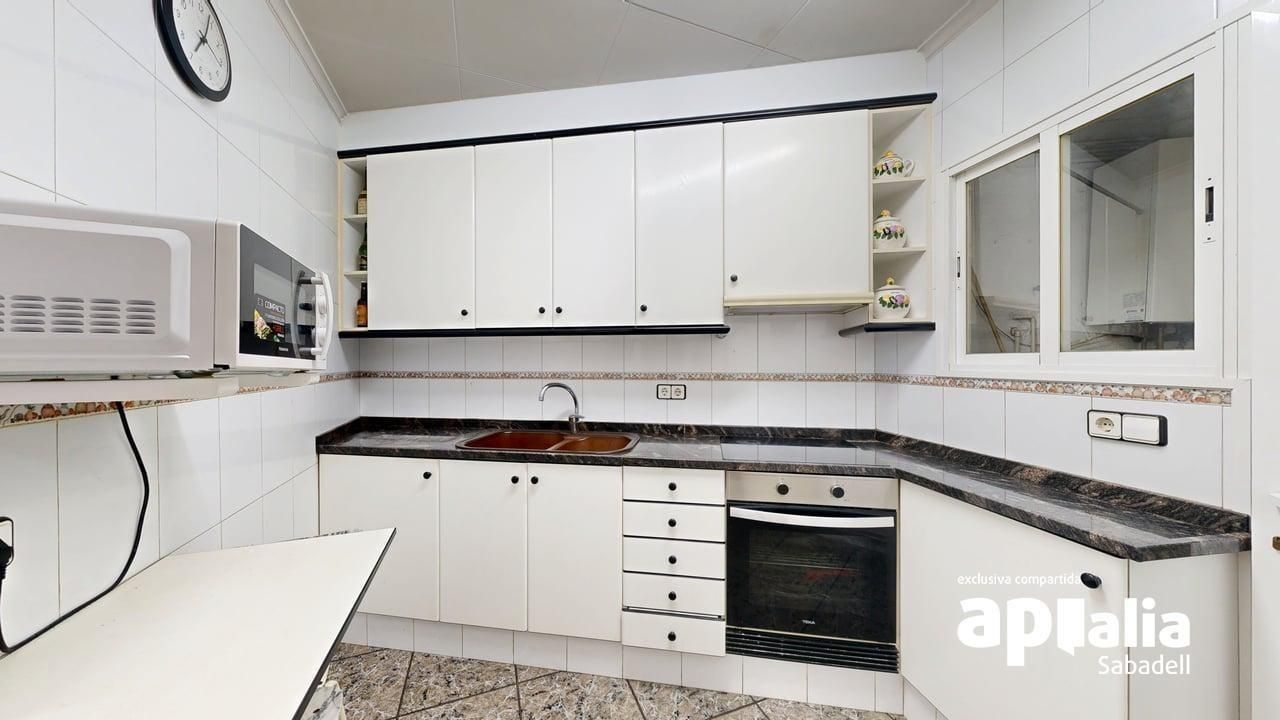 Kitchen of House or chalet for sale in Sabadell  with Air Conditioner, Heating and Terrace
