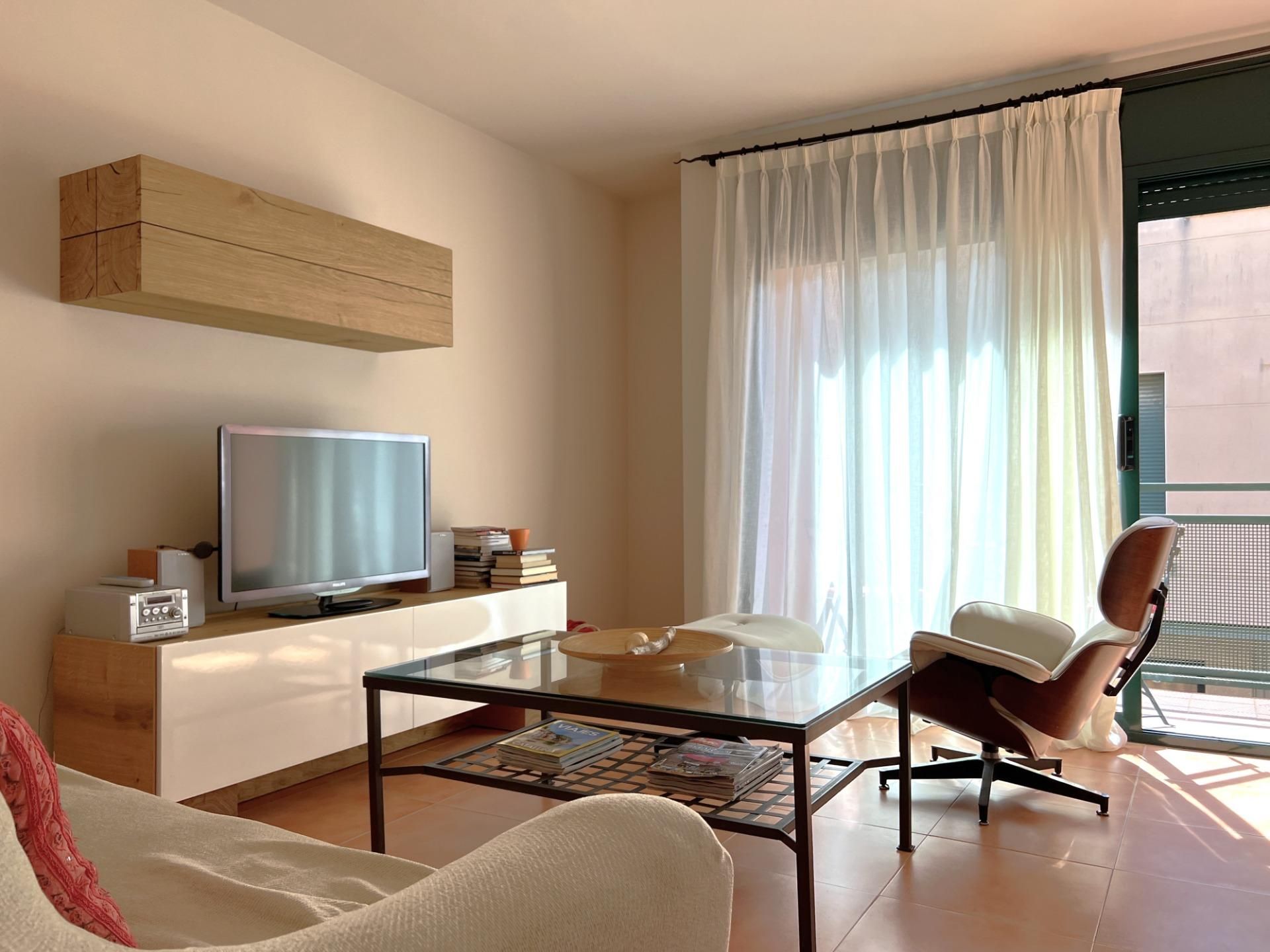 Sala d'estar de Casa adosada en venda en Sant Pere Pescador amb Aire condicionat, Calefacció i Terrassa