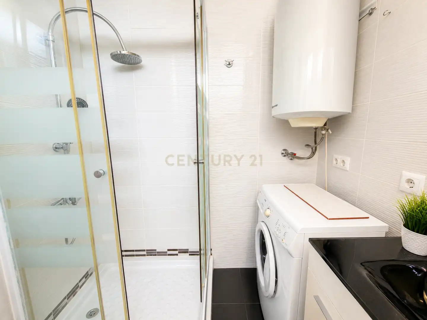 Apartament amb ascensor en venda a C. Piscis, 1, 29630 Benalmádena, Málaga, Spain 1, imagen 13