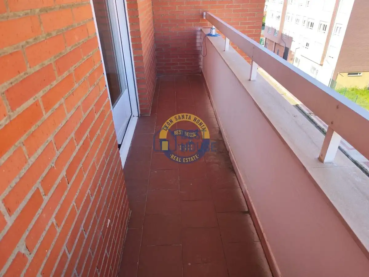 Flat with lift for sale in Trobajo del Camino, imagen 6
