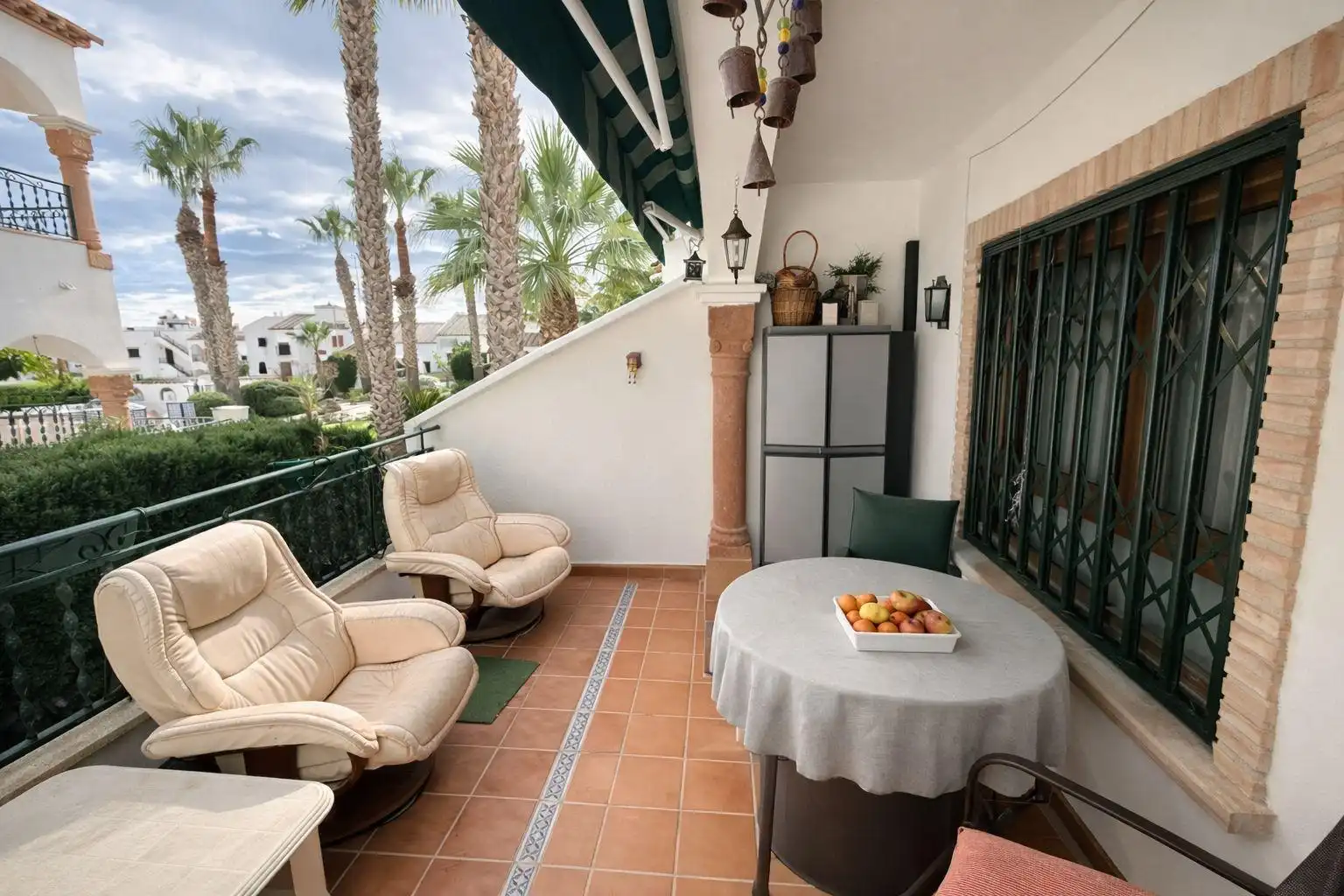 Terrassa de Casa adosada en venda en Orihuela amb Jardí privat
