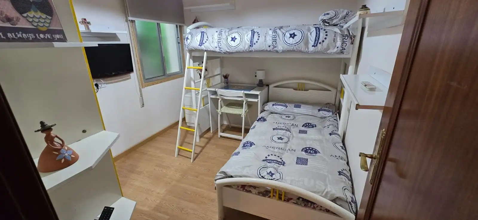 Bedroom of Flat for sale in Argamasilla de Calatrava  with Air Conditioner, Terrace and Furnished