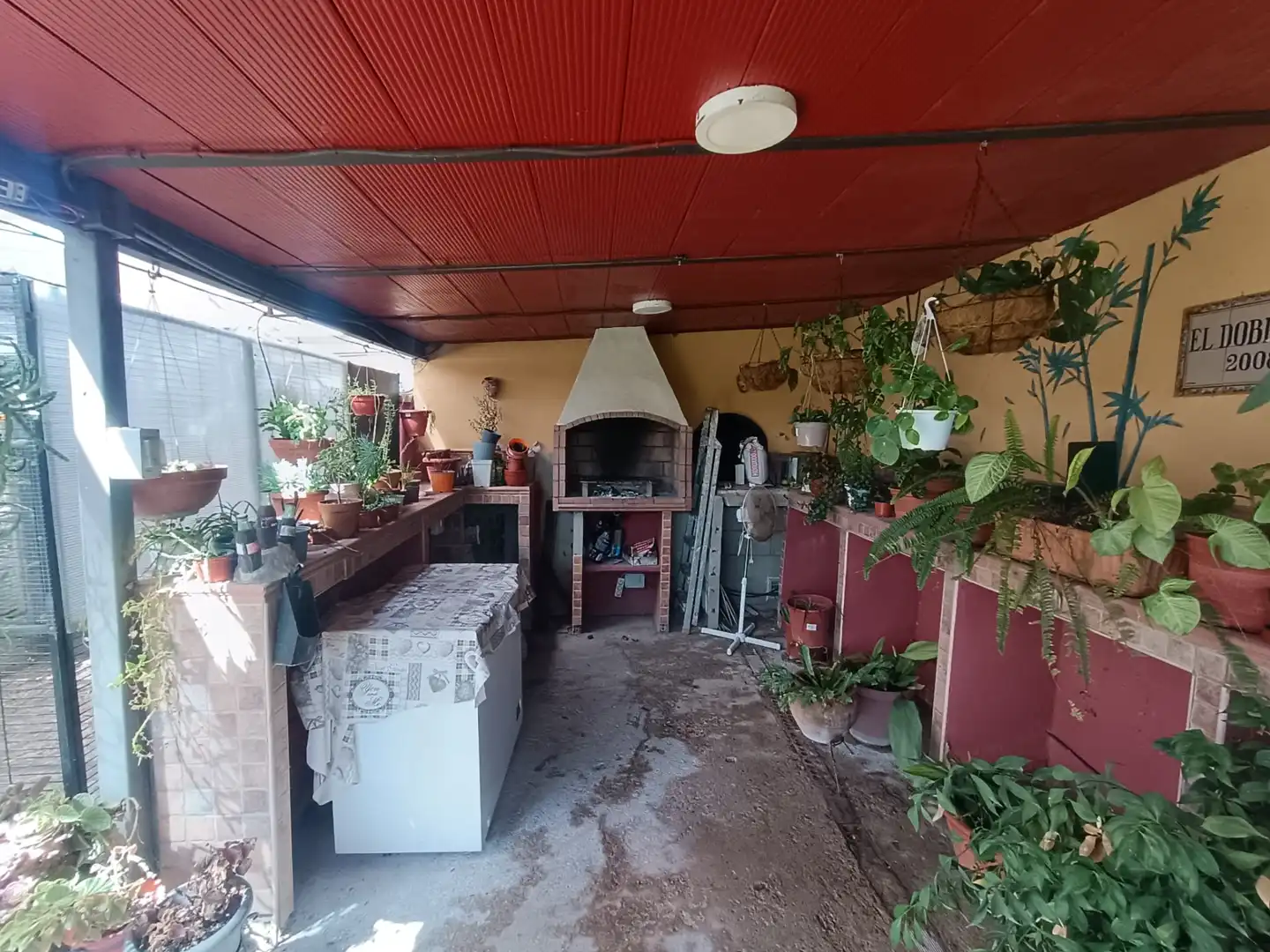 Cocina de Casa o chalet en venta en Pilas con Jardín privado y Piscina