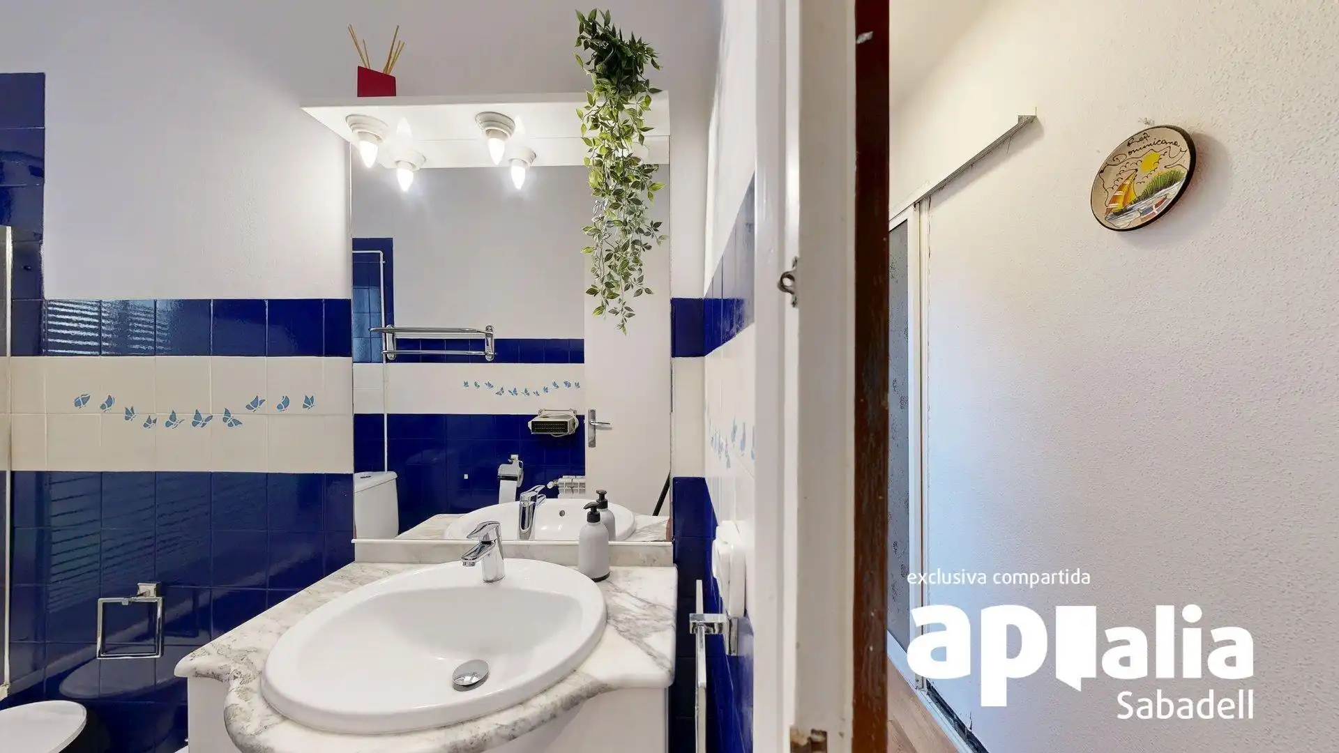 Bany de Pis en venda en Cerdanyola del Vallès amb Aire condicionat, Calefacció i Parquet