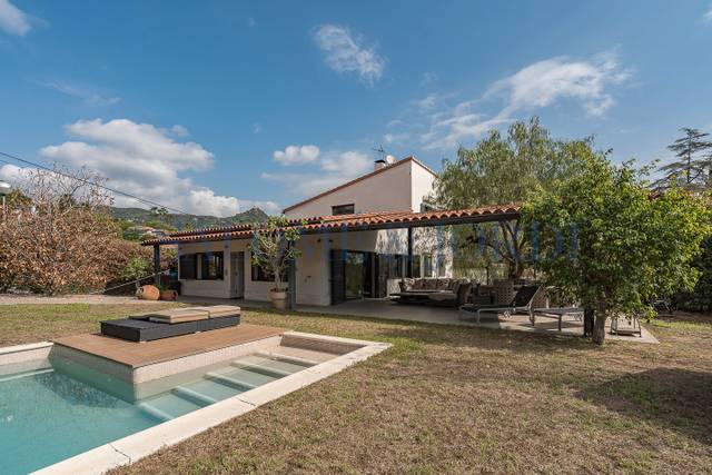 Casa-chalet en Venta en Carrer Josep Domenech en Cabrera de Mar