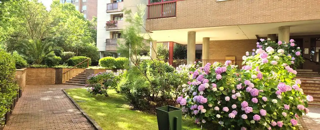 Terrace of Flat for rent in Madrid  with Air Conditioner, Heating and Private garden