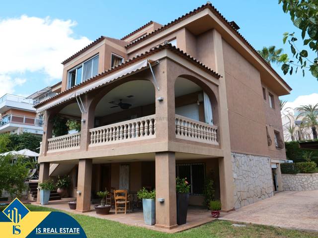 Casa-chalet en Venta en Cabo de las Huertas