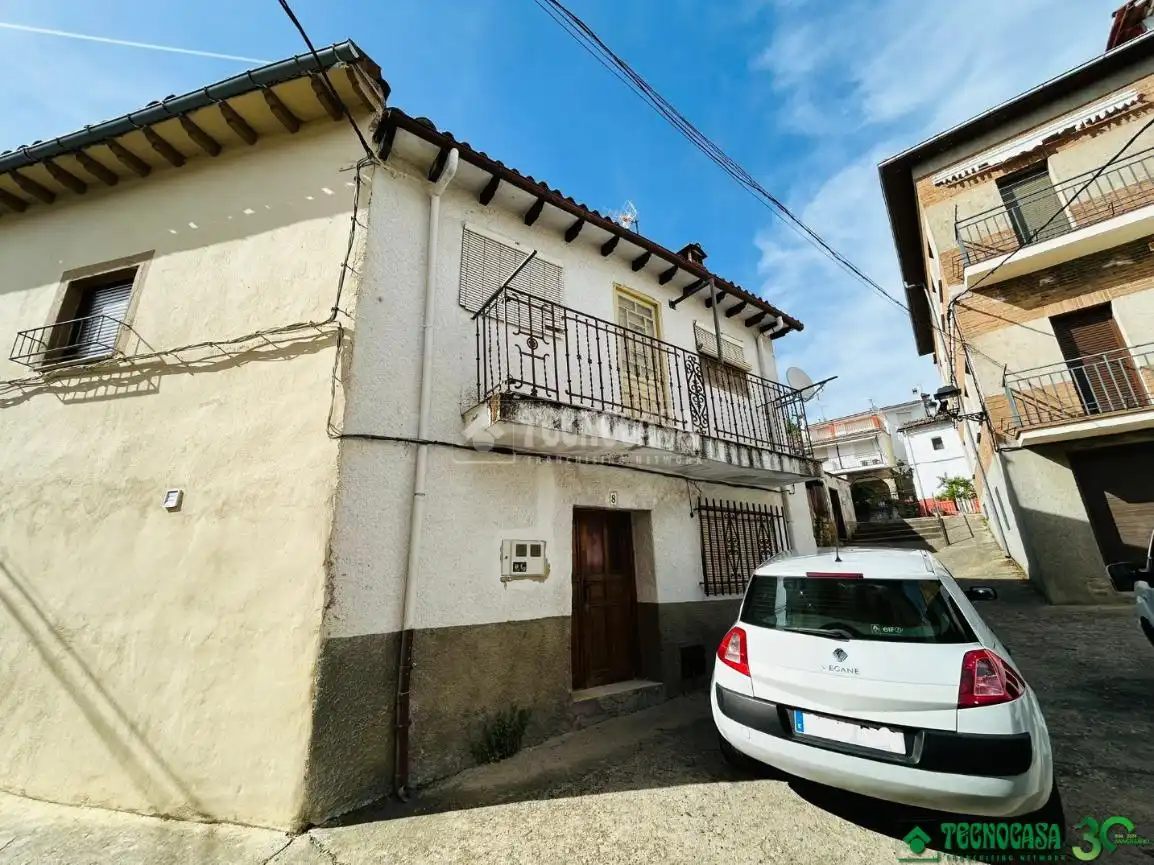 Vista exterior de Casa adosada en venta en Arenas de San Pedro