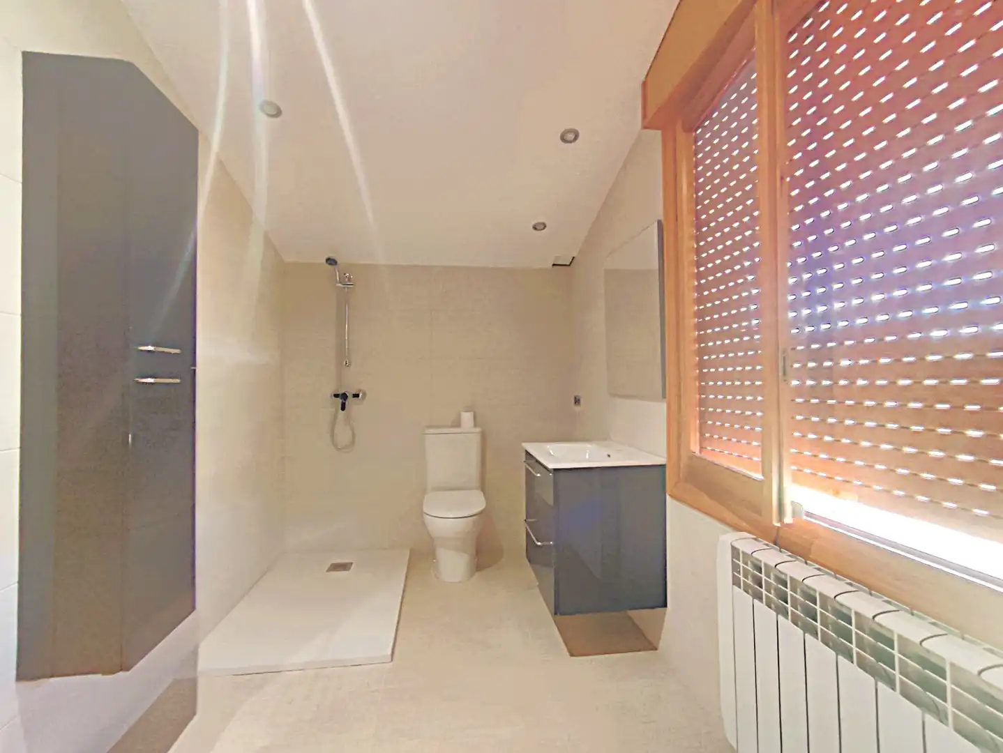 Baño de Casa o chalet en venta en Arnedo con Aire acondicionado, Calefacción y Jardín privado