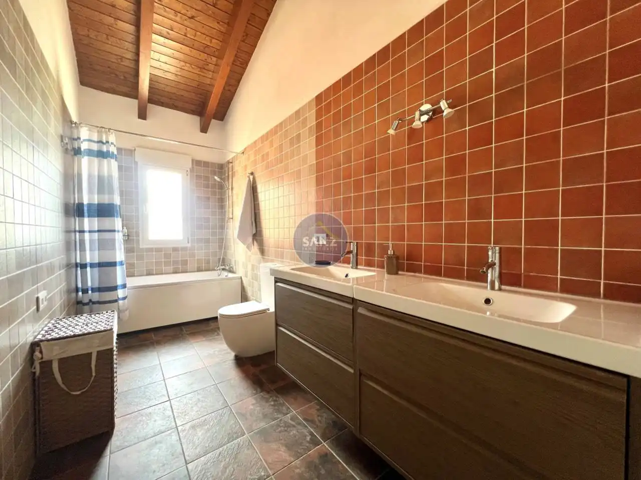 Baño de Casa o chalet en venta en L'Énova con Aire acondicionado, Jardín privado y Terraza