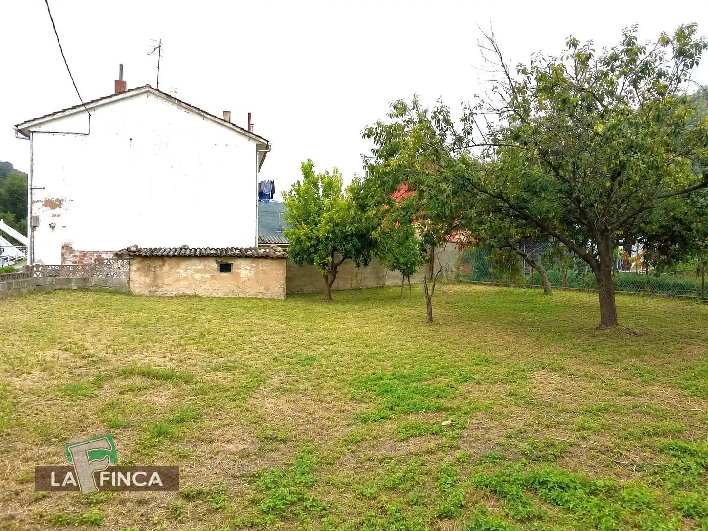 Casa adosada en venda a VEGALENCIA, Ribera de Arriba