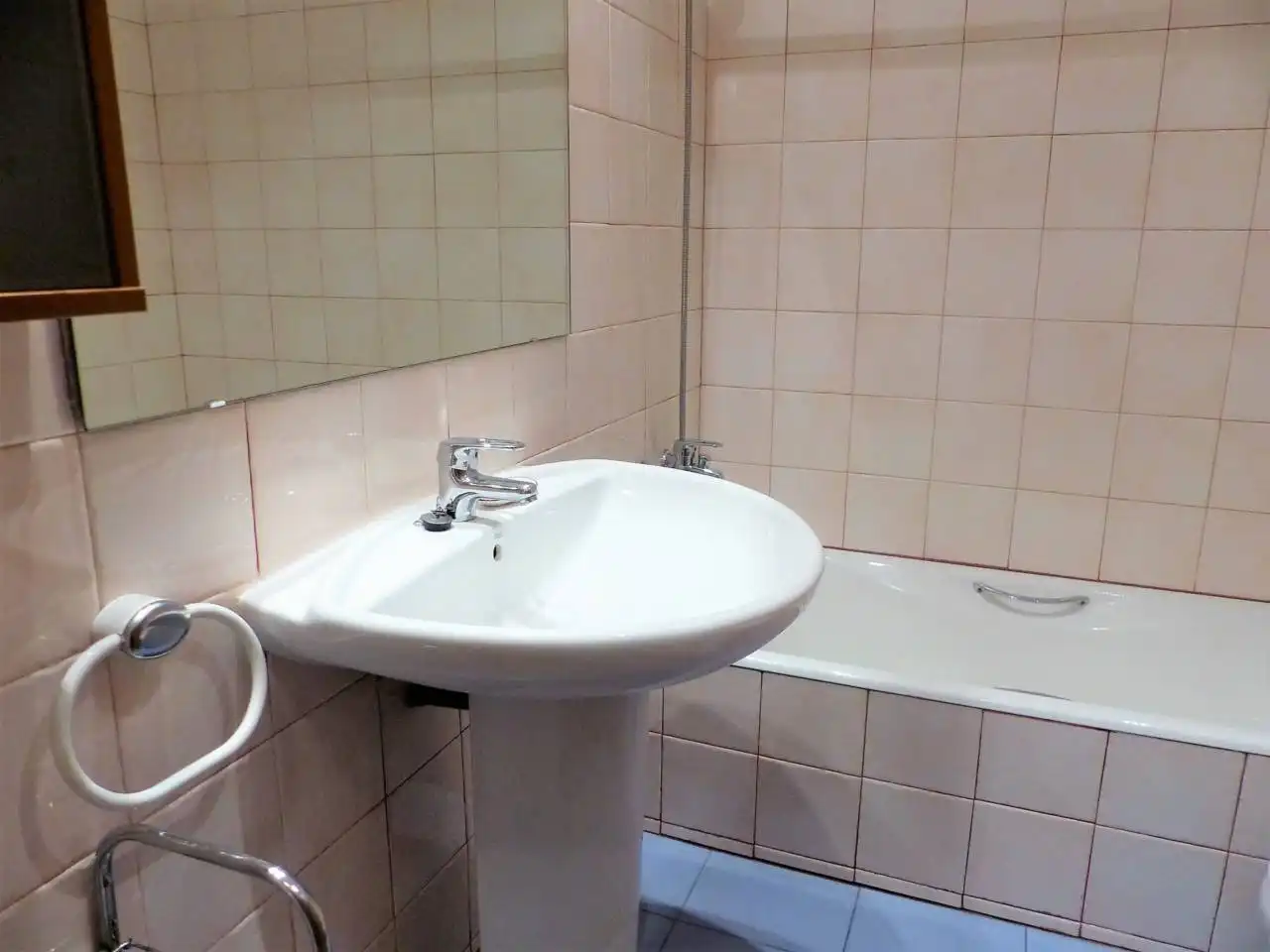Badezimmer von Wohnung zur Miete in Vic mit Heizung, Möbliert und Balkon