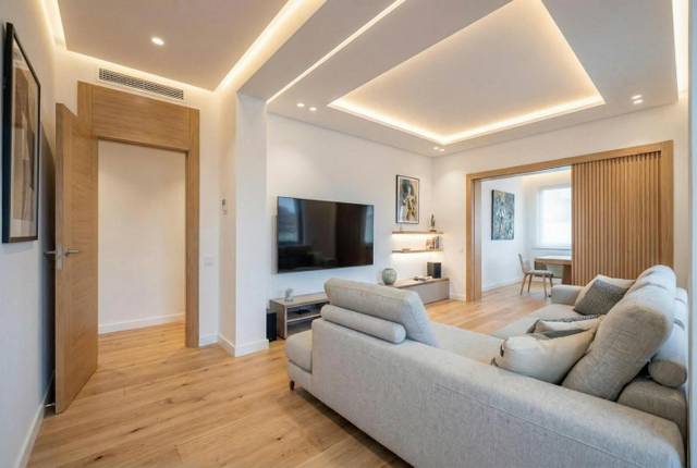 Piso en Venta en Reyes Católicos en Murallas