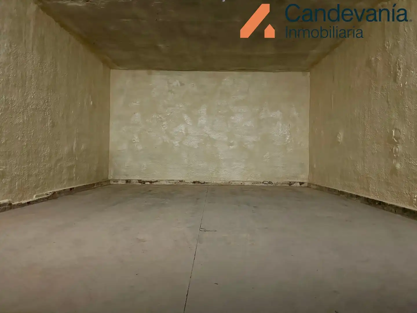 Nave industrial en venta en Zuera