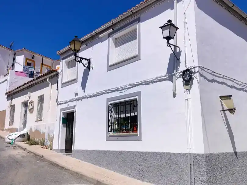 Exterior view of Flat for sale in Valencia de Alcántara