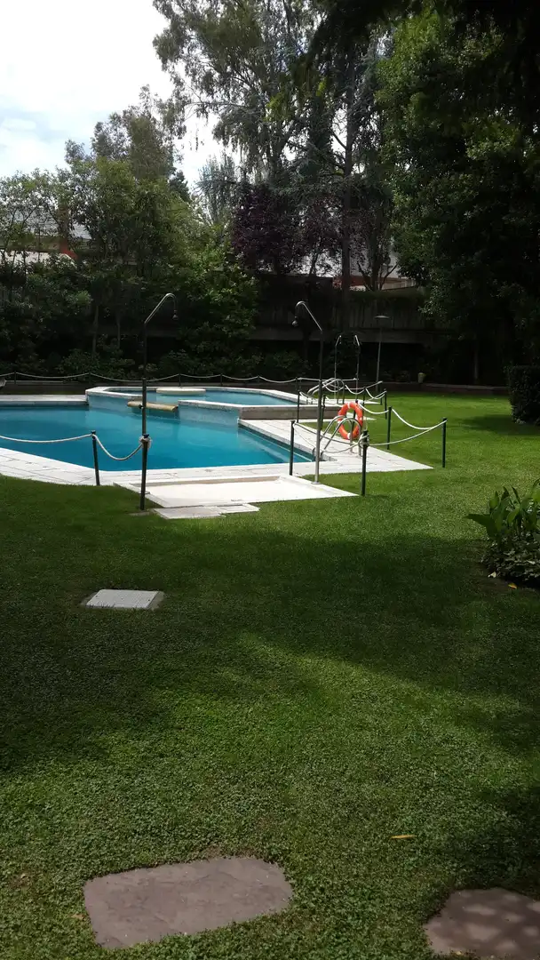 Apartament de lloguer a Calle de Apolonio Morales, Nueva España