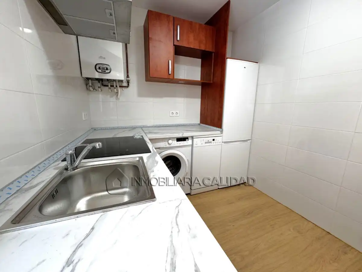 Cuina de Pis en venda en Burgos amb Calefacció