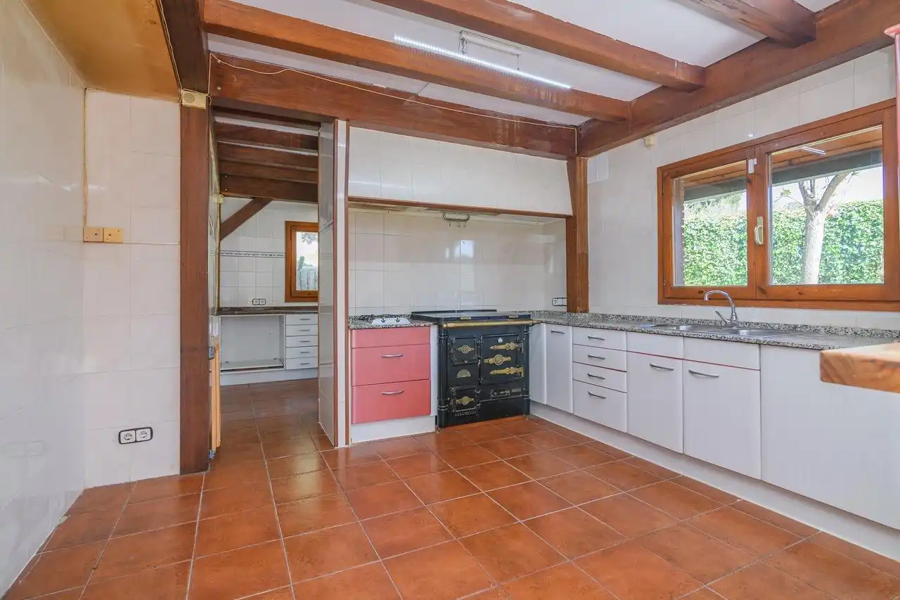 Cuina de Casa o xalet en venda en Lliçà d'Amunt amb Aire condicionat, Terrassa i Traster