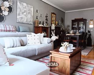 Living room of Flat for sale in Oviedo   with Heating, Parquet flooring and Terrace