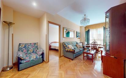 Living room of Flat for sale in  Madrid Capital  with Air Conditioner, Heating and Storage room