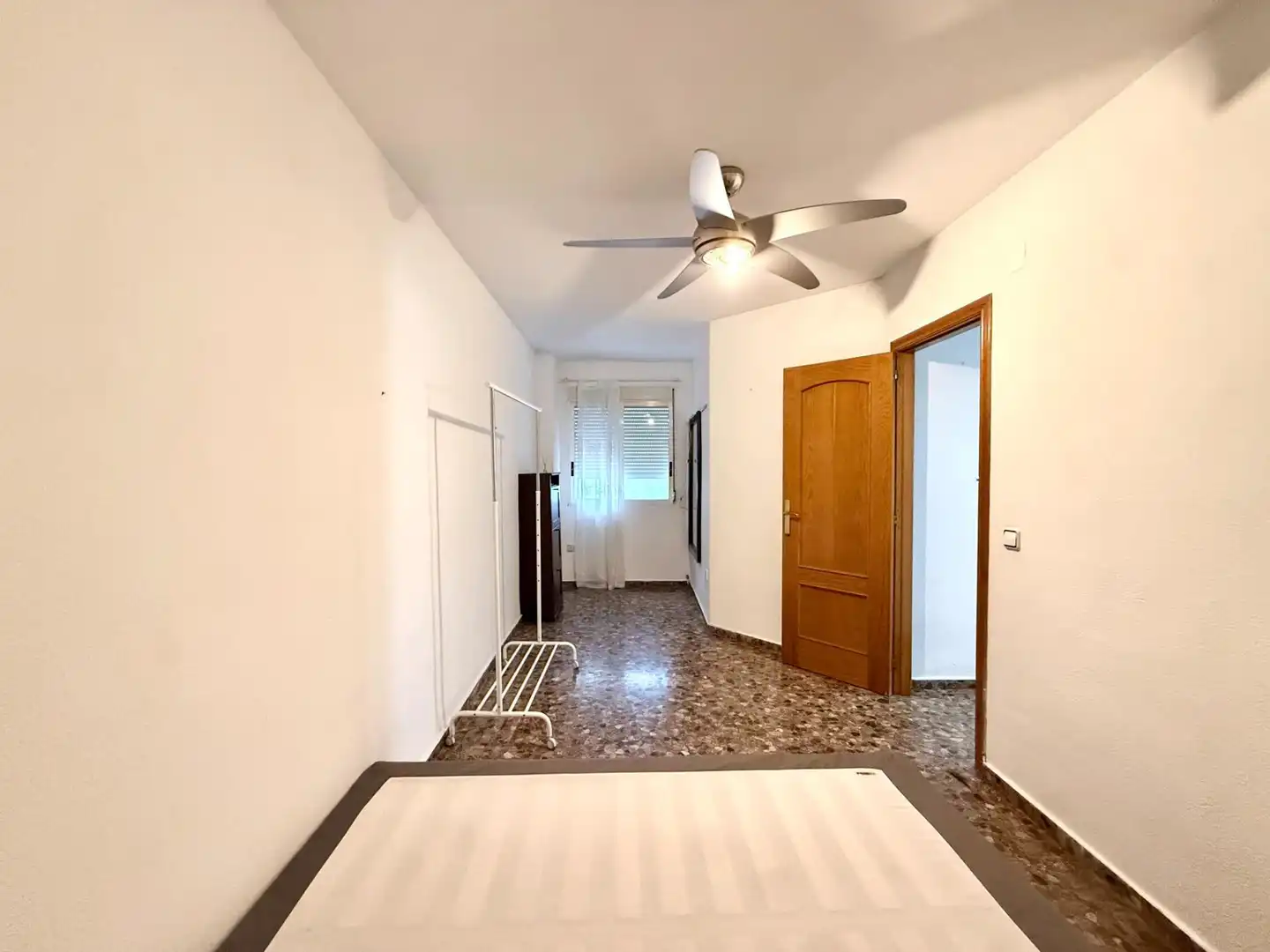 Bedroom of Flat for rent in Zona La Ermita