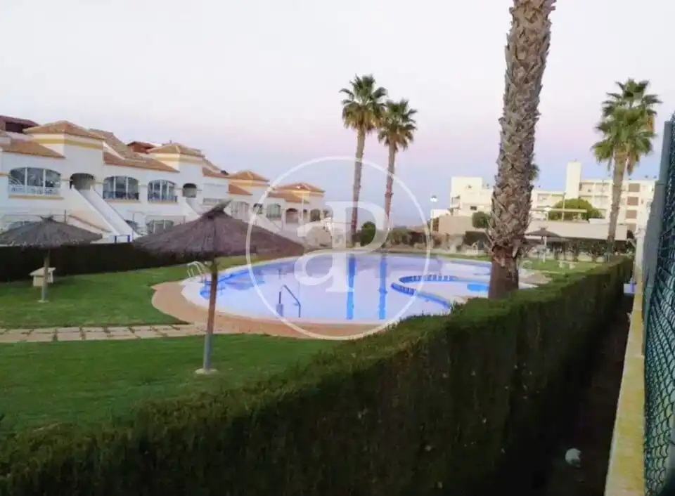 Dúplex amb piscina de lloguer a Gran Alacant