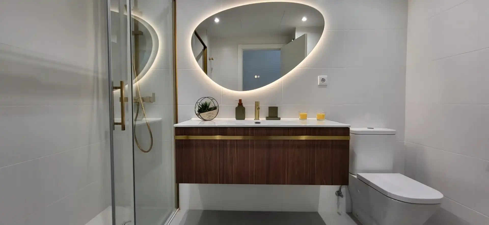 Bany de Apartament de lloguer en Marbella amb Aire condicionat, Calefacció i Terrassa