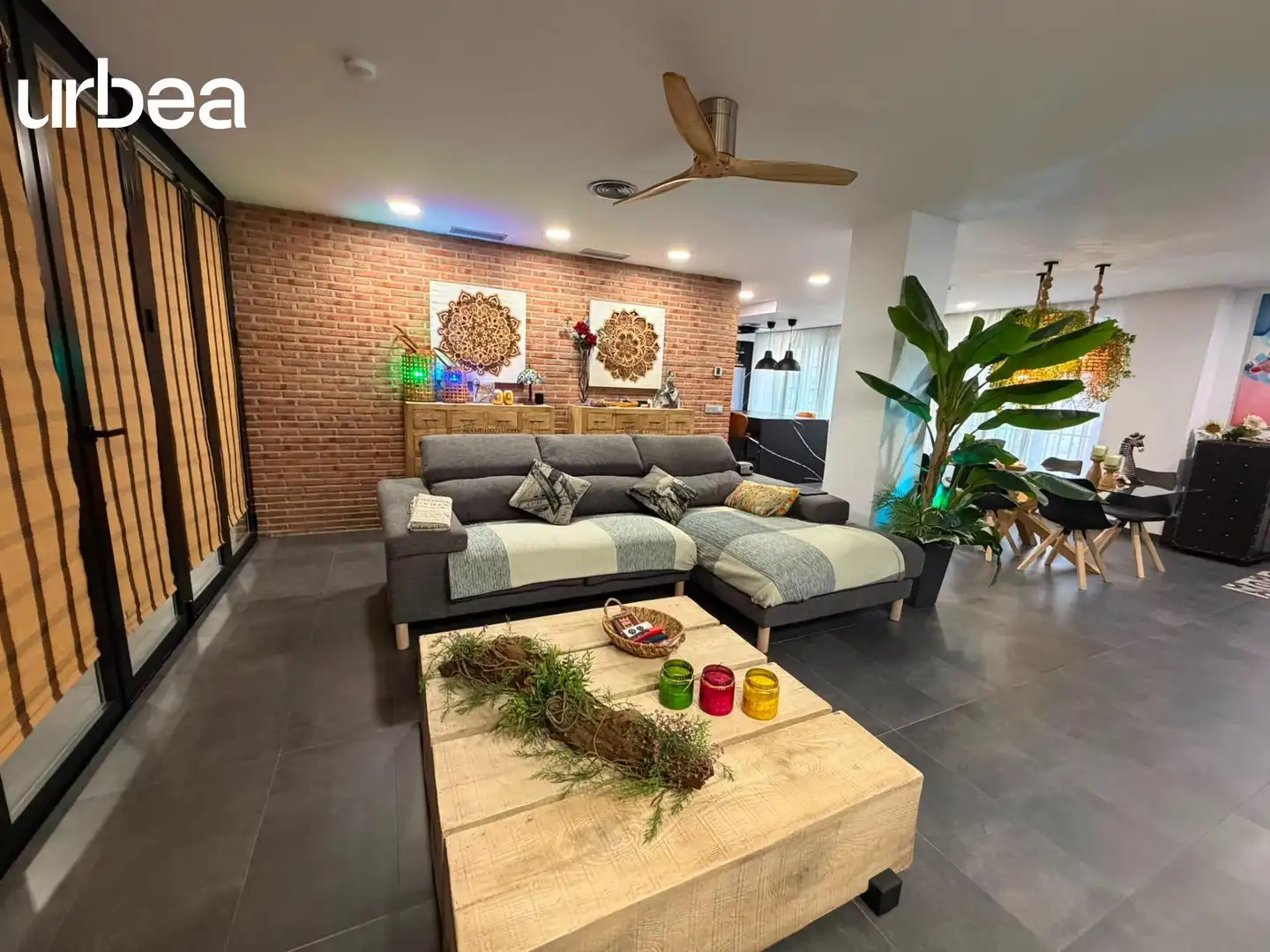Sala de estar de Planta baja en venta en Málaga con Aire acondicionado
