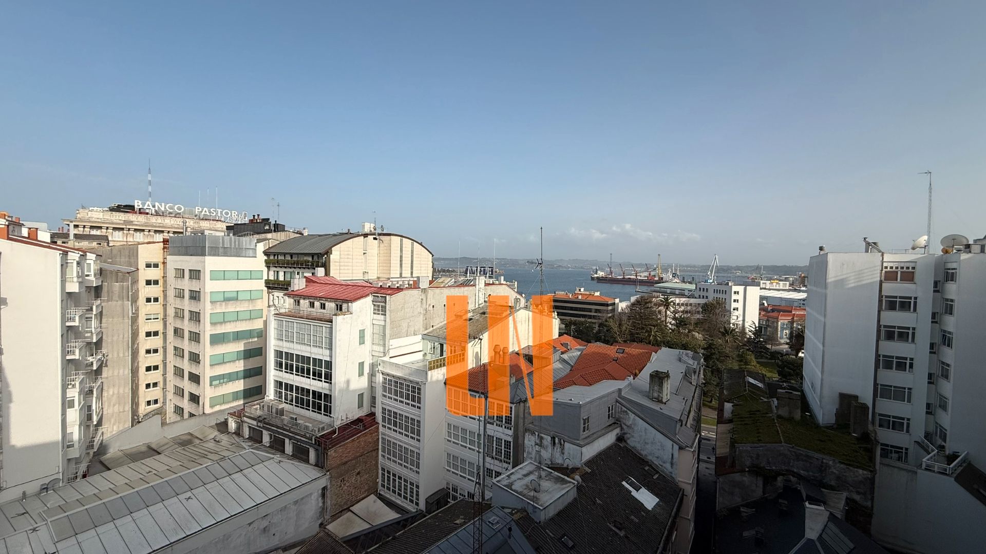 Vista exterior de Dúplex en venta en A Coruña Capital  con Calefacción, Parquet y Terraza