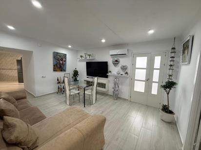 Living room of House or chalet for sale in El Cuervo de Sevilla