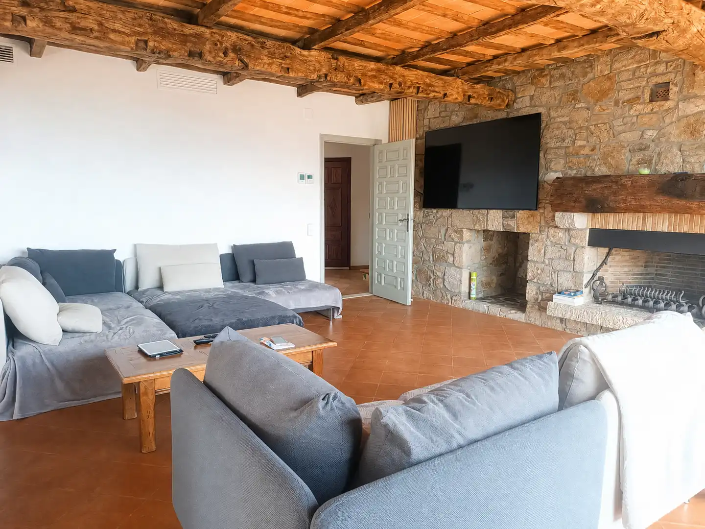 Sala d'estar de Casa o xalet de lloguer en Castell d'Aro, Platja d'Aro i s'Agaró amb Aire condicionat, Traster i Domòtica