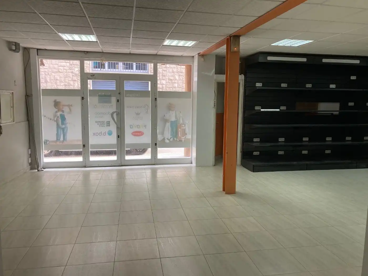 Commercial properties for rent in Igualada  with Air Conditioner